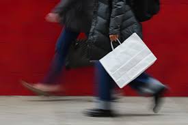 Consumer spending pushes U.S. economy up 4.4% in third quarter, fastest in two years