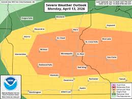 80-degree warmth fades as storm chances increase Monday