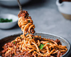 Pasta with Lentil Bolognese