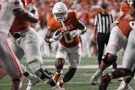 Live updates: No. 1 Texas hosts UTSA at DKR