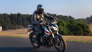 Bajaj Dominar NS400Z Chegou! Preço, Fotos e o Que Você Precisa Saber!