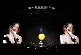 Can you see Rosalía’s show without a ticket? Netflix’s riverfront event includes “a song for Seville” and a final surprise