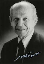 Chief NASA Engineer and designer of Mercury Capsule Maxime Faget autograph on portrait photo - faget1