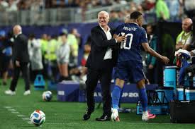 Coupe du monde 2026 - Didier Deschamps, après l'interruption: "Ce n'était pas évident"