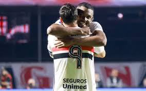 Sabino desabafa após vaga do São Paulo na Sul-Americana