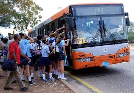 Resultado de imagen para FOTO DE GUAGUA ESTUDIANTIL UNIVERSITARIOS EN RUSIA