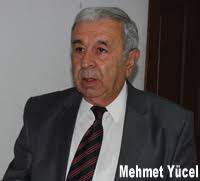 Belediye Meclisi toplantılarının çoğunluğunda benzer gelişmeler tekrarlanıyor, Mehmet Yücel değişik konulardaki iddialarla ilgili sorularını yöneltip, ... - F18_Mehmet_yucel