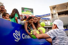 Zverev avanza con autoridad a segunda ronda del Abierto Mexicano de Tenis