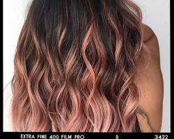 Image de Brown hair with rose gold highlights