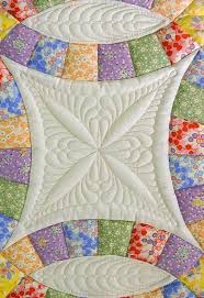 Résultat de recherche d'images pour "judy niemeyer double wedding ring quilt"