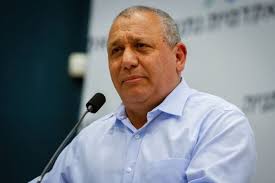 גדי איזנקוט: "אני מזהה סימנים של פאניקה"