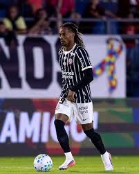 Torcida do Corinthians aponta substituto ideal para Allan