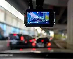Kamera dashboard mobil