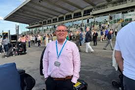 SIMON NOTT BETTING BLOG: Star Sports Sponsored Sandown card! – Football & Racing News