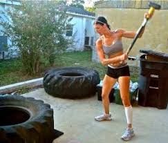 Картинки по запросу удары молотом по покрышке