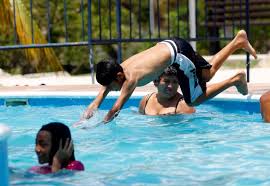 Ameba comecerebros en Yucatán: especialista explica el riesgo en cenotes, piscinas y tinacos