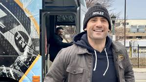 Fan-Favorite NHL Analyst Paul Bissonnette Gets TNT Extension