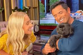 Mark Consuelos Tells Wife Kelly Ripa He’d Stay in a ‘Loveless Marriage’ to Stay Near Their Dog Lena