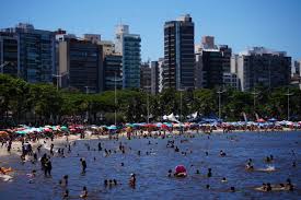 Feriado do 1º de maio vai começar quente, mas frente fria muda o tempo; veja previsão para o país