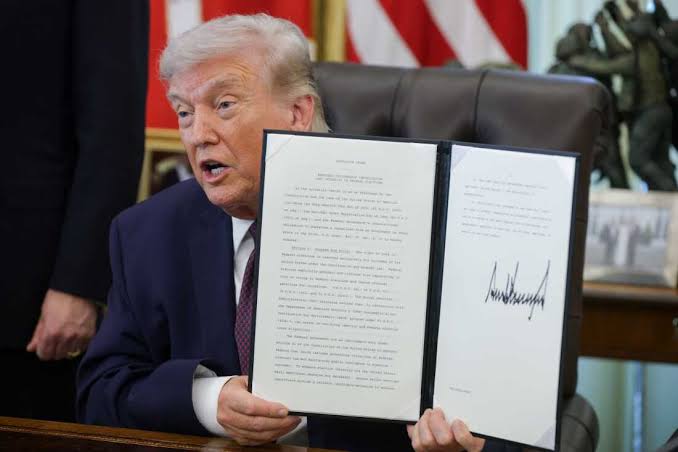Supreme Court pauses lower court ruling on Trump's mail voting order; implementation hurdles loom as absentee voting nears