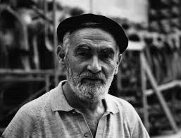 «Es lo que me cura, lo que me quita la angustia y me devuelve el equilibrio. La poesía es mi marcapasos». Jorge Oteiza. (1908 – 2003) - jorge-oteiza