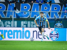 Kannemann é o único jogador do Grêmio com chance de ser octa campeão gaúcho