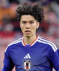 【Ｗ杯】三笘の「７」は幼なじみの田中碧が背負う！…前回大会スペイン戦で「三笘の１ミリ」からゴール（スポーツ報知）