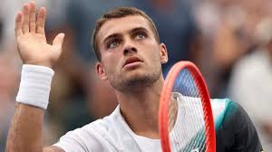 Tennis coach says he received death threat while coaching Bolelli
