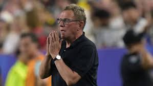 Rangnick sorprende a Yamal al compararlo con Messi