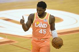 Rockets vs. Cavaliers: Análisis, Apuestas y Estrategias NBA