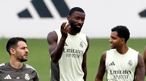 Real Madrid vs. Osasuna: Análisis, bajas y pronósticos para el debut liguero - Imagen principal del artículo