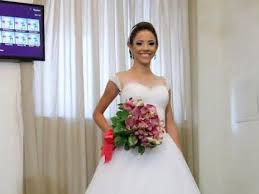 Resultado de imagem para tendencia de vestidos de noivas 2016