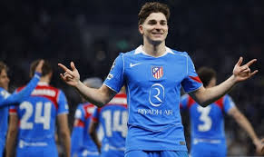 ¡El PSG va con todo! Luis Enrique llama personalmente a Julián Álvarez