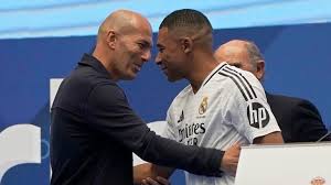 France set to name a new head coach with Zidane likely to replace Deschamps