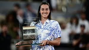 "J'ai rêvé de gagner ici" : l'hommage de Roland-Garros à la retraitée Caroline Garcia