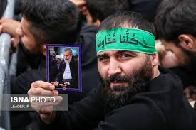 تصاویر: سومین شب مراسم عزاداری شهادت حضرت فاطمه(س) در حسینیه امام خمینی(ره)