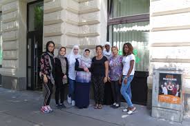 Frauen starten neu in Wien