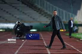 ویسی: برخی رفتارها خجالت‌آور است/ پرسپولیس چشم‌نواز بازی می‌کند