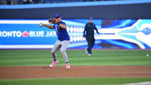 Miguel Rojas Returns to Dodgers' Lineup After Father's Death