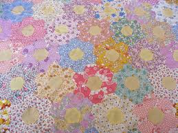 Résultat de recherche d'images pour "grandmothers flower garden quilt"