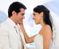 Resultado de imagen para DAVID ZEPEDA Y SANDRA ECHEVERRIA