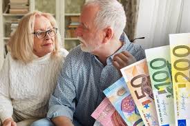 Bis zu 300 Euro weniger - Berechnung: Pensionen verlieren 2026 viel Geld