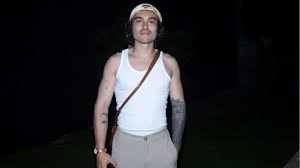 Sergio Mayer Mori confiesa que se sentía “erizo” y buscó sustancias a días de convertirse en papá