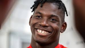 Vor Fußball-WM - Schweiz-Stürmer Embolo darf nicht in USA einreisen