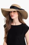 Floppy straw sun hat