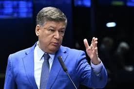 Senado em MG: Carlos Viana Dispara na Frente! Veja a Pesquisa! - Imagen ilustrativa del artículo