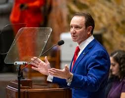 Gov. Landry signs Louisiana gerrymander into law, erasing majority-Black district
