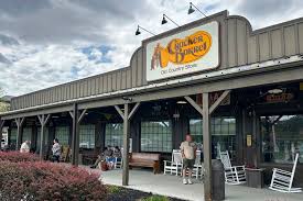 Cracker Barrel's Crisis: Logo Flop & Frozen Biscuits Sink Stock!