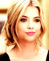 Résultat de recherche d'images pour "pretty little liars hanna"