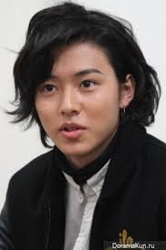 Kento Yamazaki Team Batista 4: Raden Meikyu (Fuji TV-KTV, 2014) 35 sai no Kokosei / 35-летняя школьница (NTV, 2013) Kuro no Onna Kyoshi (TBS, 2012) - 115886_400-240